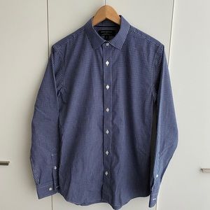 Banana Republic Checkered Blue Dress Shirt Small